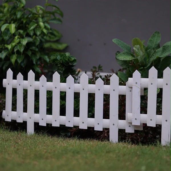 White PVC Garden Picket Fence – 2ft x 1ft