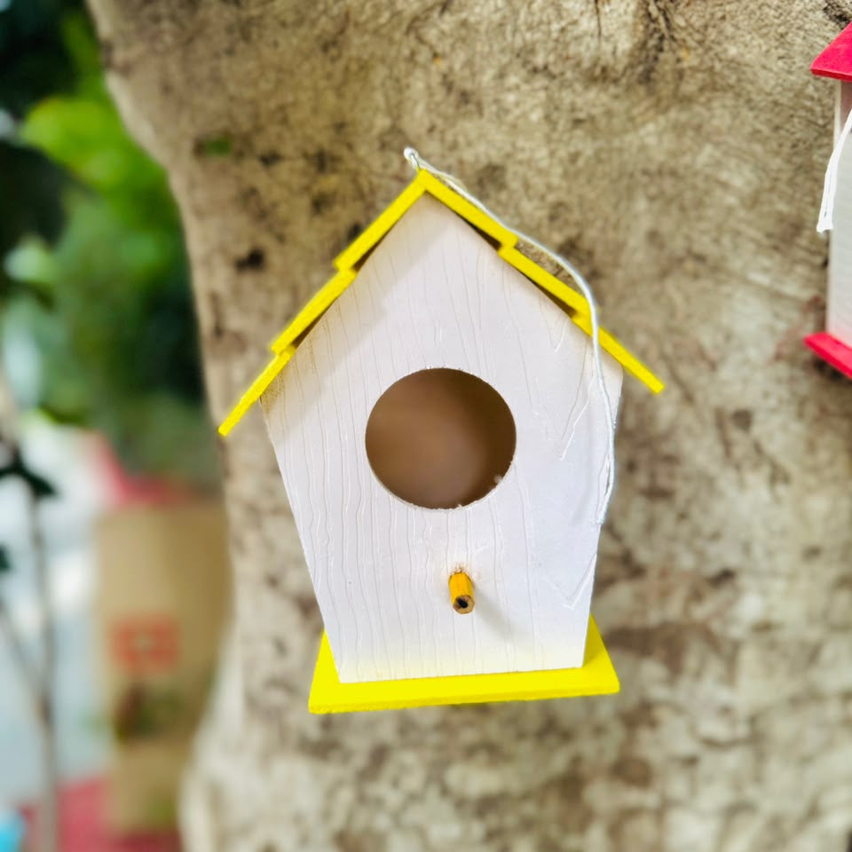 PVC Bird House – Weatherproof Nesting Box for Garden