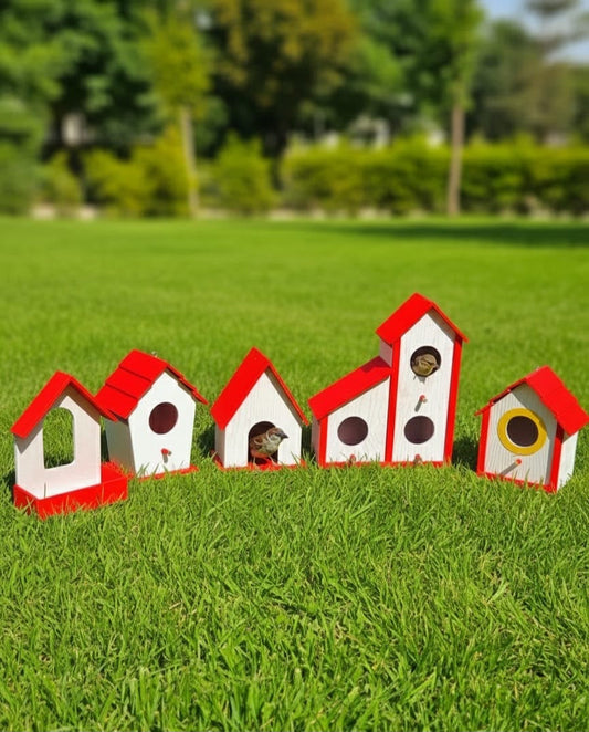 5-Piece Outdoor PVC Bird House Set